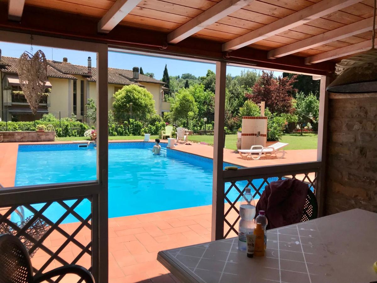 Casa Vacanze Neri Scandicci Luaran gambar